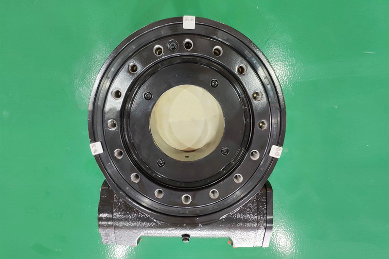 回轉(zhuǎn)驅(qū)動(dòng)